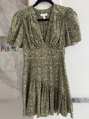 Topshop Green Leopard Print V-Neck Mini Dress